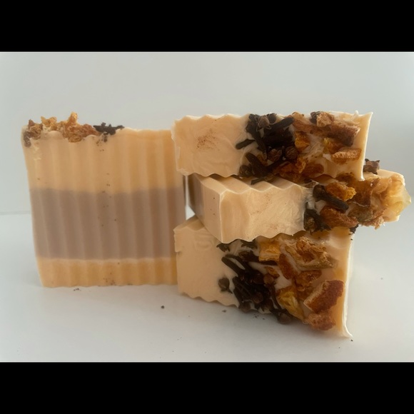 Sugared Pecan Pie 🥧 Hand-poured Artisanal Goats Milk Soap - Picture 7 of 7